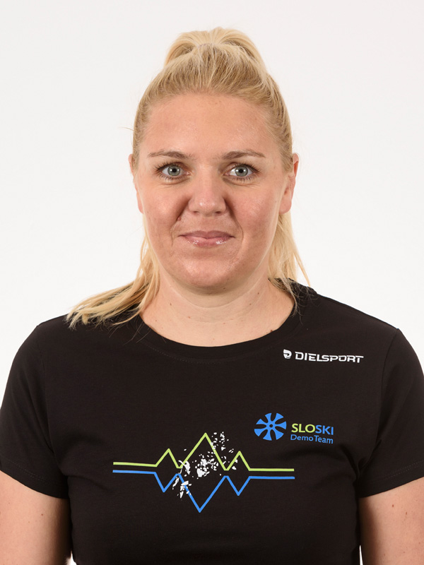 Krajnčič_Mojca_2_23-24_PER8362_web